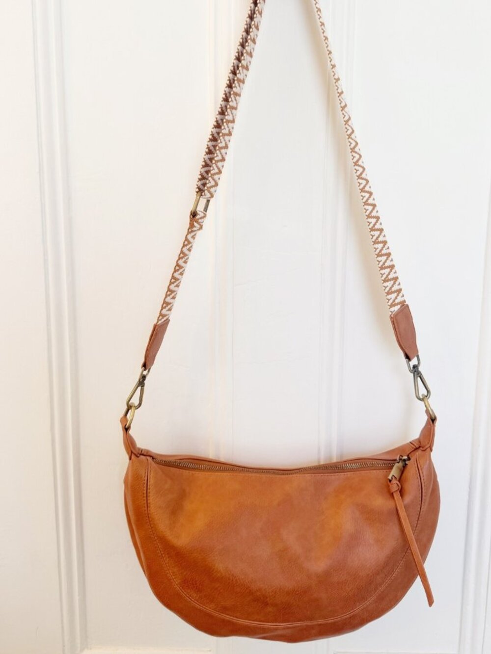 Urban Originals Anthropologie  Luna Slouchy Crossbody Bag Vegan Cognac Brown